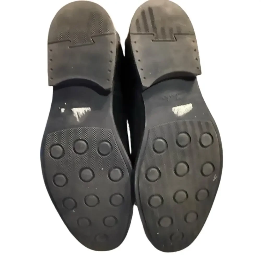 Clarks step out